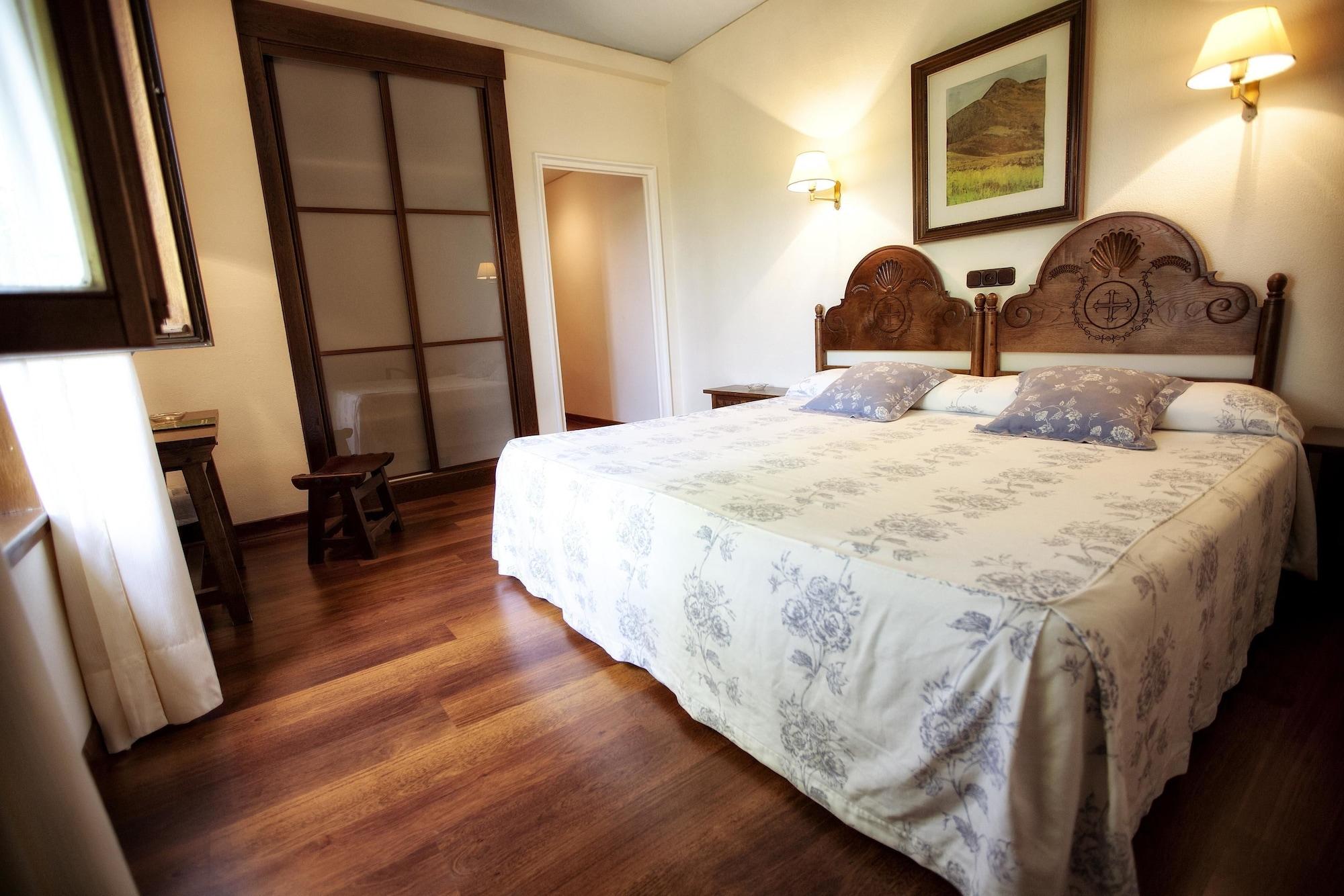 Don Paco Hotel Llanes Bagian luar foto