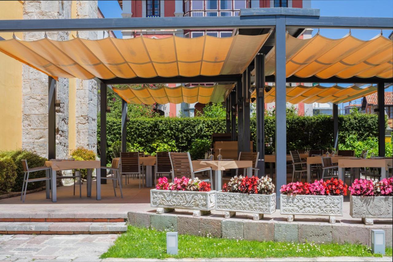 Don Paco Hotel Llanes Bagian luar foto
