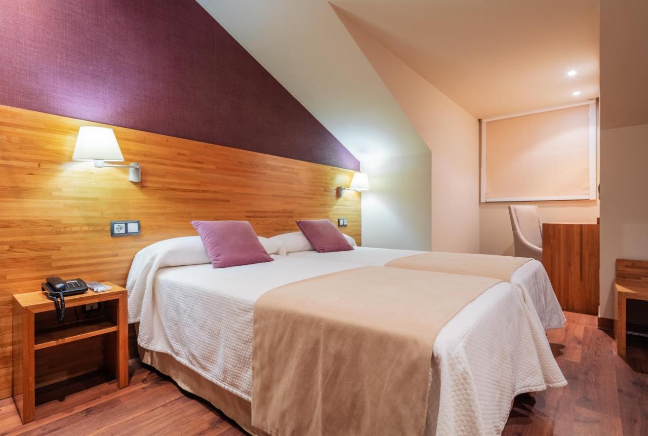 Don Paco Hotel Llanes Bagian luar foto