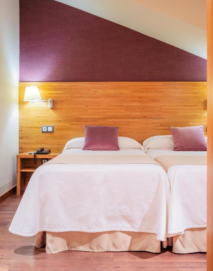 Don Paco Hotel Llanes Bagian luar foto