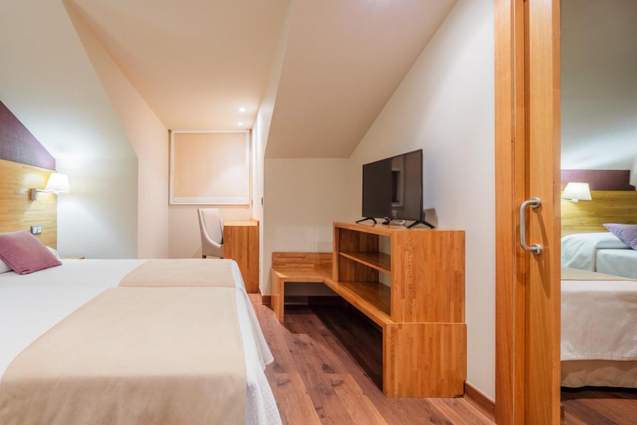 Don Paco Hotel Llanes Bagian luar foto